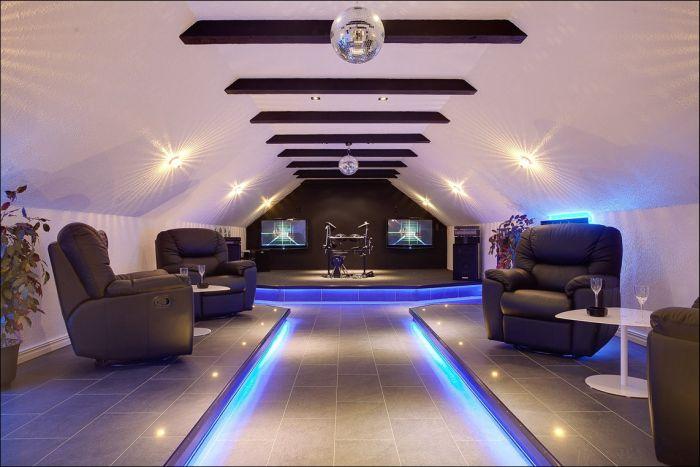 De ce nu se vinde această casă? Ce au găsit agenţii imobiliari când au intrat în locuinţă 283524