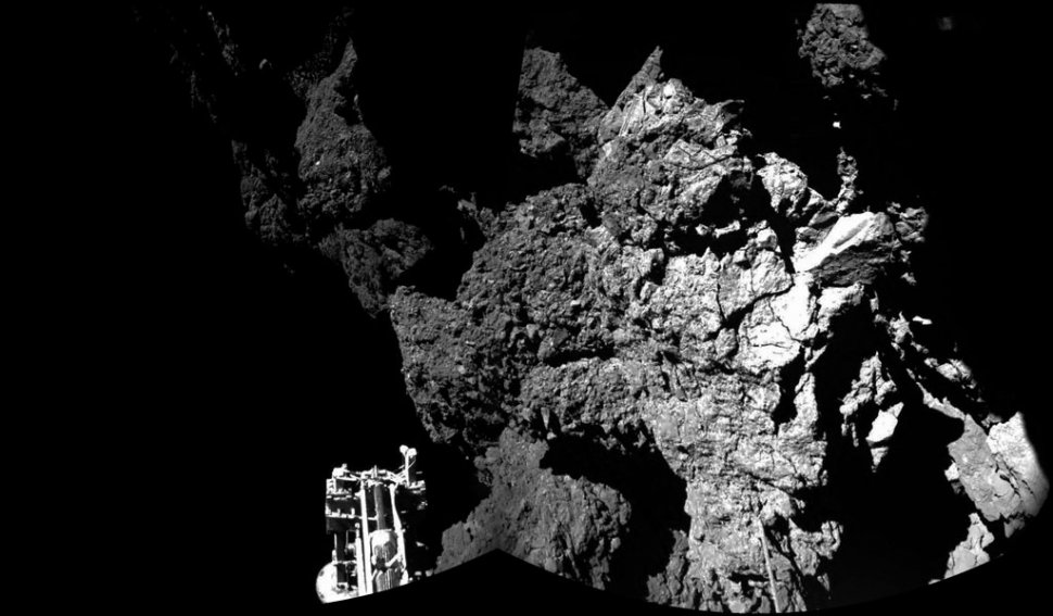 Imagini unice în istoria omenirii. Primele fotografii de pe cometa studiată cu ajutorul robotului Philae