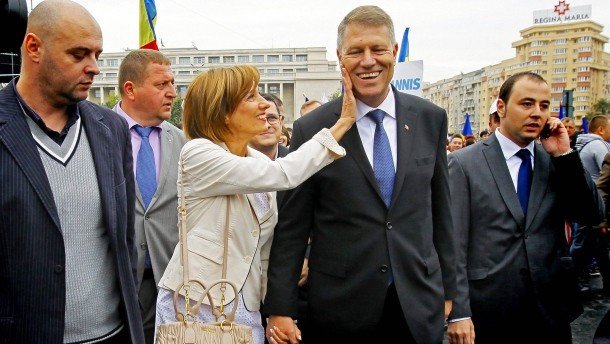 Cum o descrie Euronews pe Prima Doamnă a României: &quot;Nu se plasează în centrul atenţiei&quot;