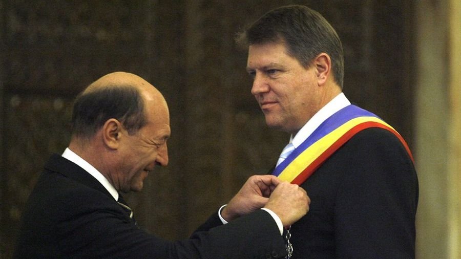 Cu ce îl are la mână Traian Băsescu pe Klaus Iohannis. &quot;Este CAPTIV&quot;