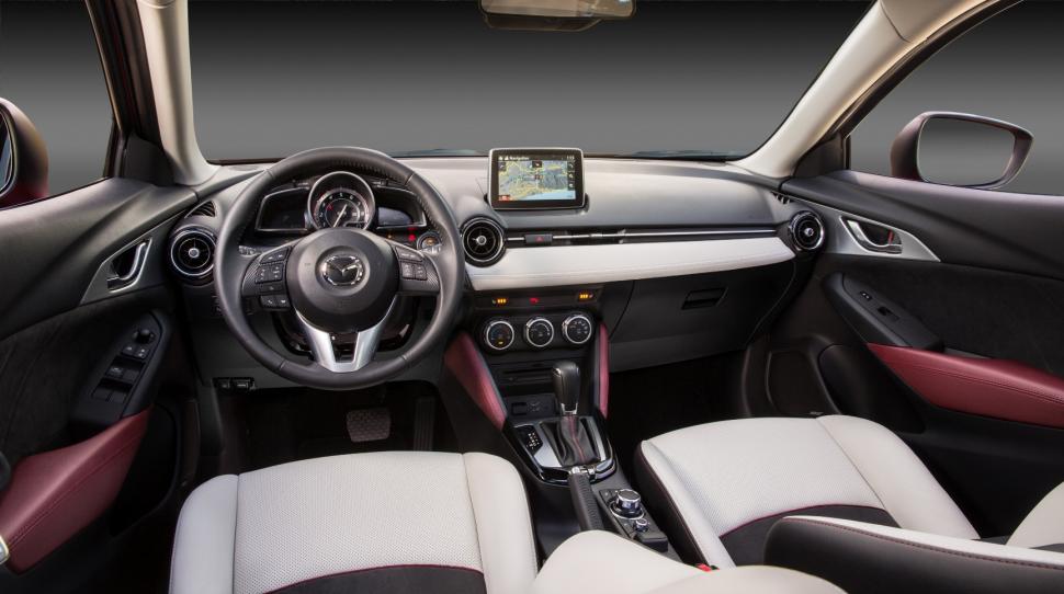 Noua Mazda CX–3 prezentată în premieră mondială  284436
