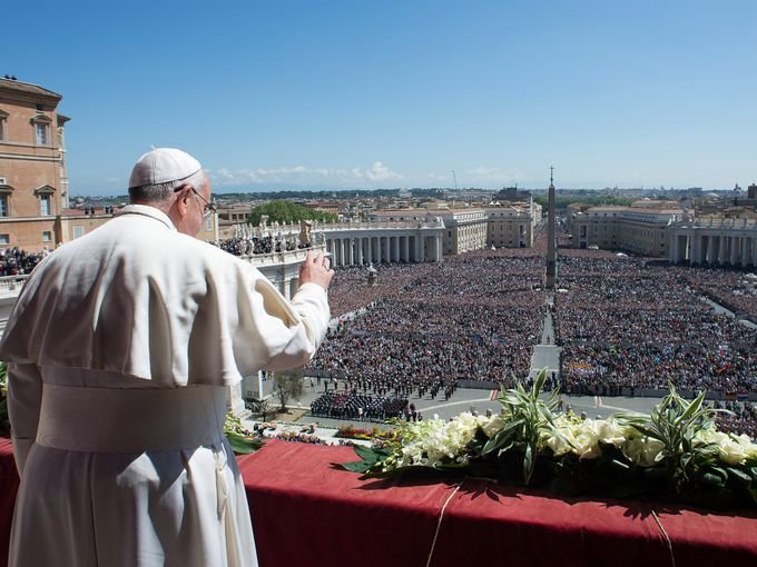 Ceremonie impresionantă la Vatican. Şase noi sfinţi au fost canonizaţi de Papa Francisc: &quot;Să fiţi şi voi ca ei&quot;