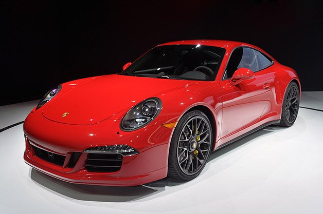 Porsche a prezentat încă patru modele ale 911 la Salonul Auto de la Los Angeles