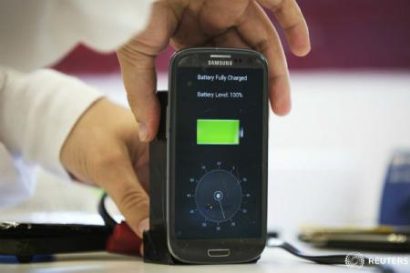 Invenţia care îţi va încărca telefonul mobil în PATRU secunde