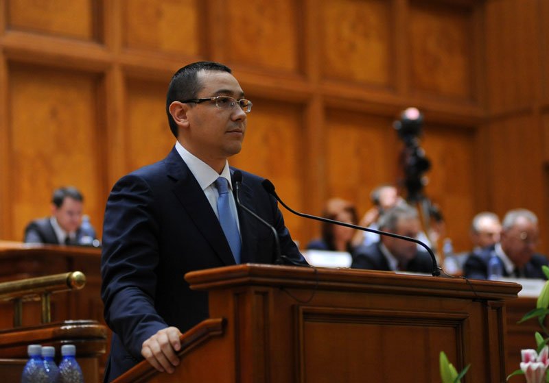 Victor Ponta a explicat în faţa Parlamentului modul în care au fost organizate alegerile în diaspora: &quot;Legea electorală trebuie modificată&quot;