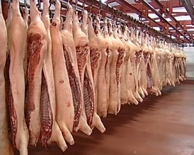 Producătorii vor TVA de 5% la carne