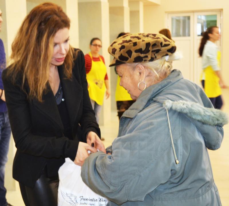 (P) FUNDAŢIA WINGS  - “aripi de speranţă” în sufletele celor nevoiaşi 286316