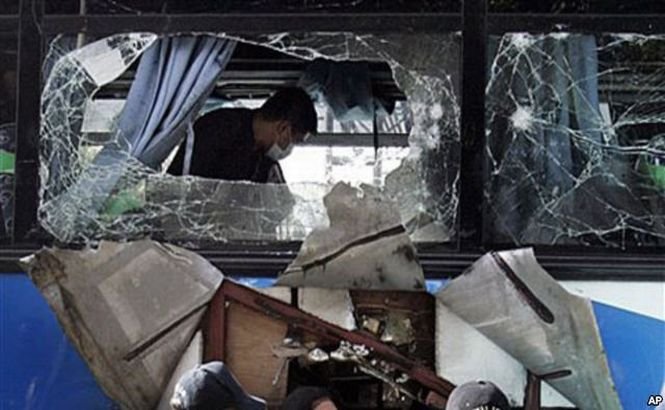 Filipine. O bombă plasată într-un autobuz a ucis 9 persoane