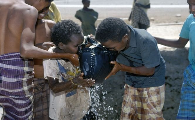 Somalia. Cel puţin 50 de persoane au murit după ce au băut apă dintr-un puţ contaminat