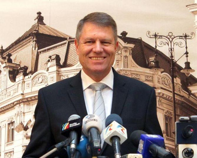 Klaus Iohannis se mută în curtea lui Traian Băsescu. Preşedintele ales va ocupa Vila Lac 2, până la eliberarea actualei reşedinţe prezidenţiale