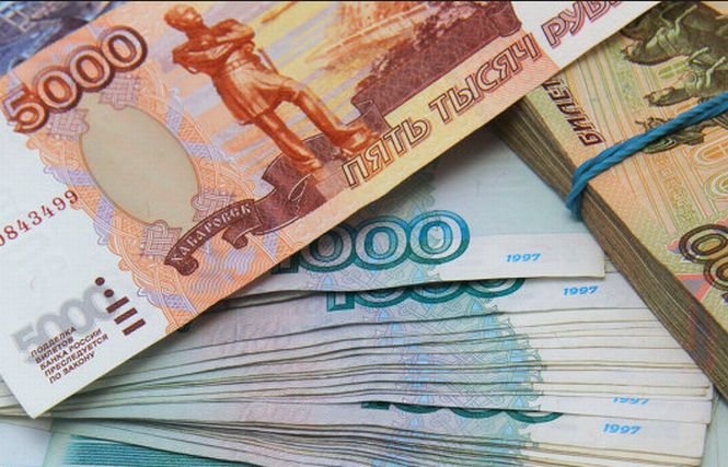 Banca Rusiei anunţă măsuri de stabilizare a sectorului financiar. Rubla s-a apreciat cu 9%