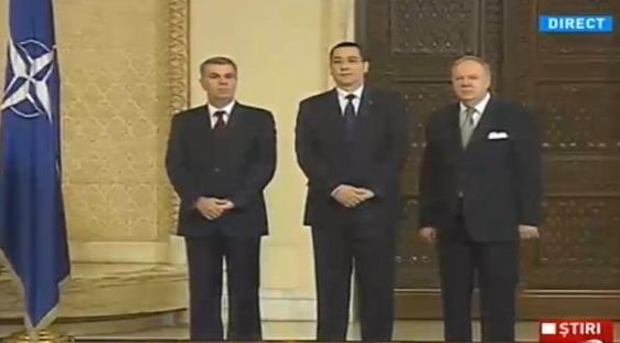 Noul cabinet Ponta a depus jurământul. Preşedintele Traian Băsescu A ATACAT doi miniştri