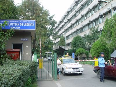 Un pacient a fost OMORÂT în bătaie la Spitalul Judeţean Bacău, secţia psihiatrie. « A fost găsit într-o baltă de sânge »