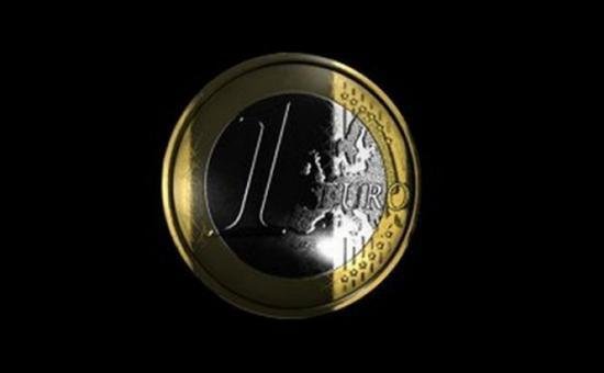 Moneda euro încheie anul în forţă. Vezi cursul anunţat de BNR