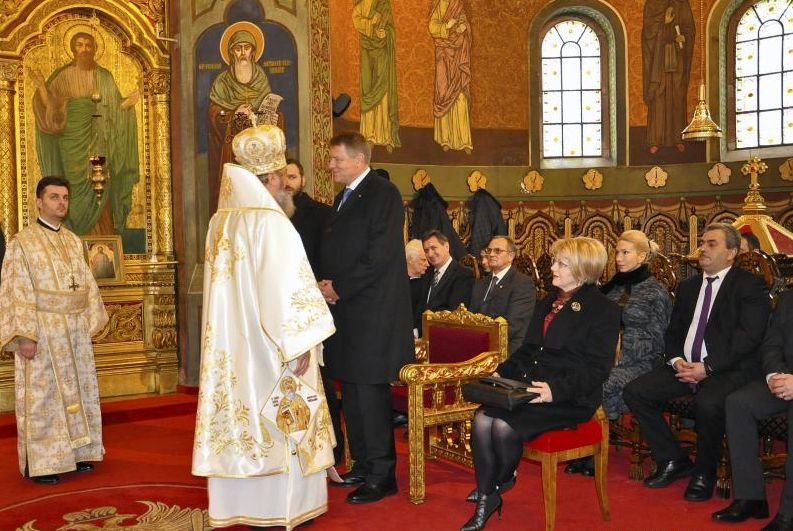 Preşedintele Klaus Iohannis a acceptat invitaţia Patriarhului Daniel, transmisă prin intermediul Mitropolitului Ardealului