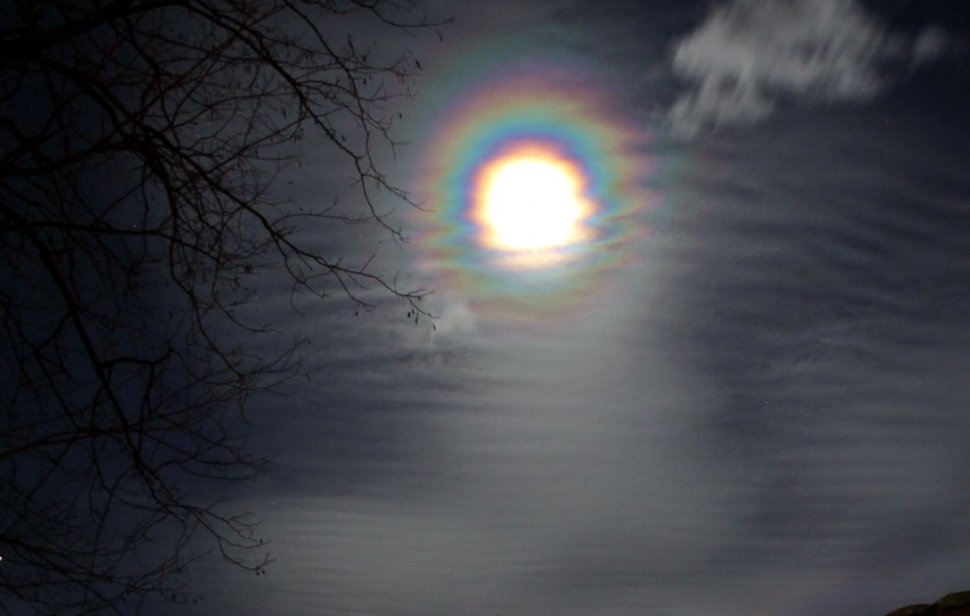 Imagini INCREDIBILE surprinse pe cerul Sucevei. &quot;Fenomenul este unul foarte RAR&quot;