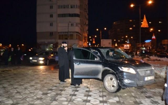 IMAGINILE care nu mai au nevoie de niciun COMENTARIU. Cine s-a dat jos din acest BOLID de 75.000 de euro: "Ar trebui să fie cei mai UMILI oameni" 289625