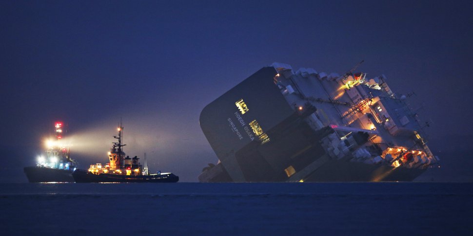 Un cargobot s-a scufundat în largul coastei scoţiene. Toţi marinarii de la bord sunt daţi dispăruţi