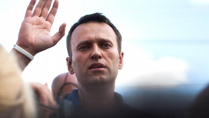 Aleksei Navalnîi şi-a tăiat brăţara electronică. FOTOGRAFIA postată pe blog de disidentul rus, arestat la domiciliu