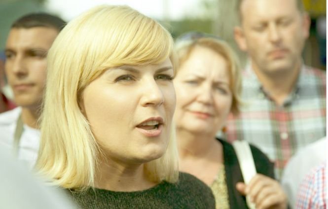 Elena Udrea îşi începe anul prin atacuri la adresa preşedintelui Klaus Iohannis