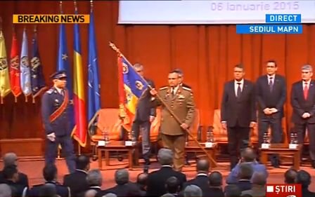 Nicolae Ionel Ciucă este noul şef al Statului Major General. Klaus Iohannis şi Victor Ponta, prezenţi la ceremonia de învestitură