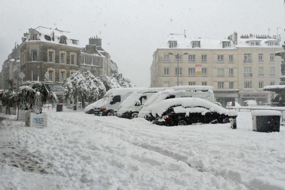 Meteorologii au emis cod PORTOCALIU de ninsori: &quot;Zăpada atinge chiar şi un metru&quot;