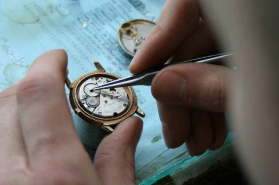 The youngest horologist in the world is Romanian. He is 16 and time is on his side