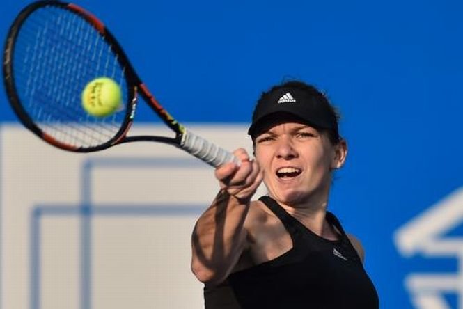 Simona Halep a câştigat finala turneului de la Shenzhen 