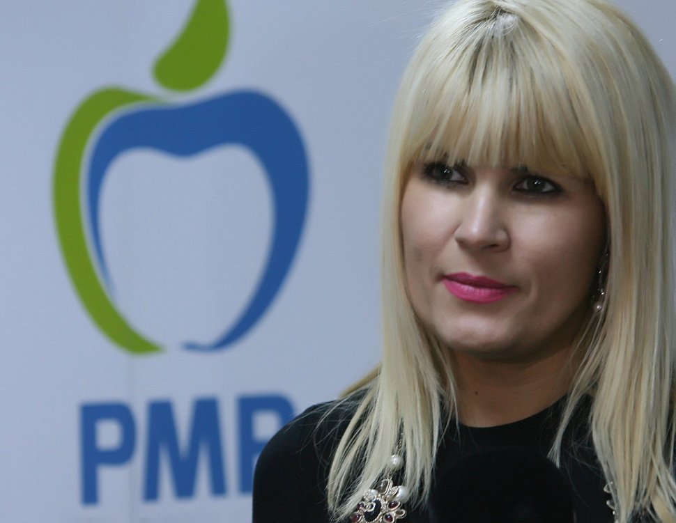 PMP-ul rămâne un vis frumos pentru Elena Udrea. Blonda NU va candida la viitorul congres pentru funcţia de preşedinte al partidului