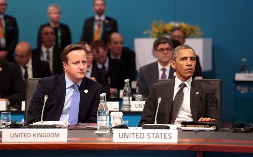 Barack Obama şi David Cameron pledează pentru menţinerea sancţiunilor contra Rusiei