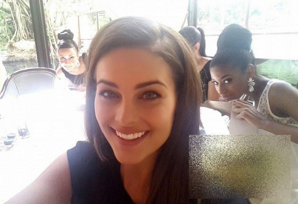 Fotografiile pe care le vede acum o lume întreagă. Cine este femeia pe care toţi vor să o cunoască 291670