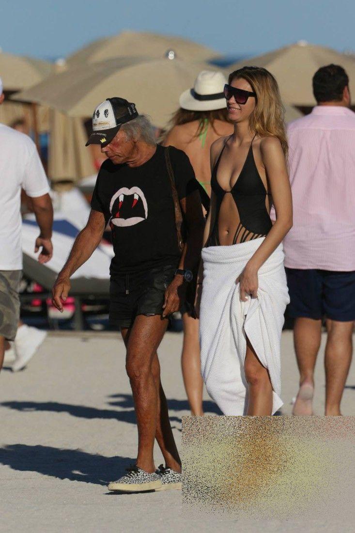 Dragostea adevărată există. Dovada este această imagine. Cum arată bărbatul care stă lângă această frumoasă tânără 291810