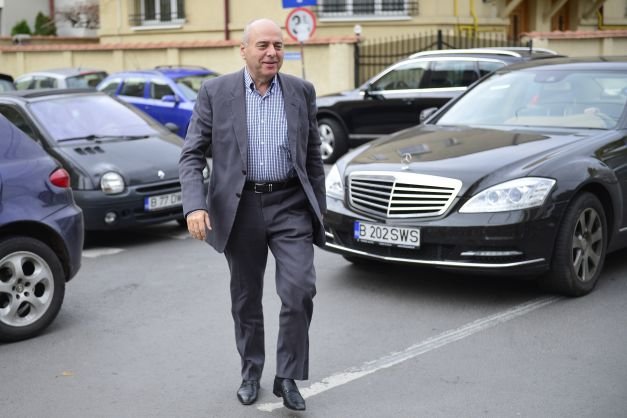 Gheorghe Ştefan Pinalti a făcut infarct în spatele gratiilor. Primarul din Piatra Neamţ suportă cu greu condiţiile din închisoare