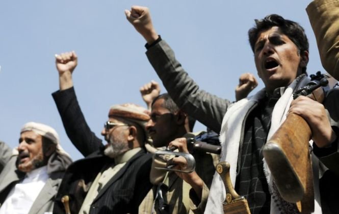 Luptele continuă în capitala Yemenului. Rebelii şiiţi au cucerit palatul prezidenţial