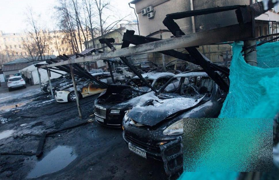 Şi bogaţii plang câteodată. Aşa arată 1 MILION de dolari făcut scrum. Incendiul a avut loc în centrul capitalei 291834