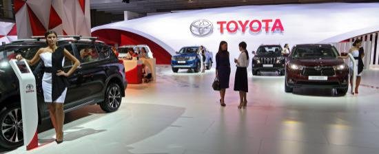 Toyota a rămas cel mai mare constructor auto din lume în 2014