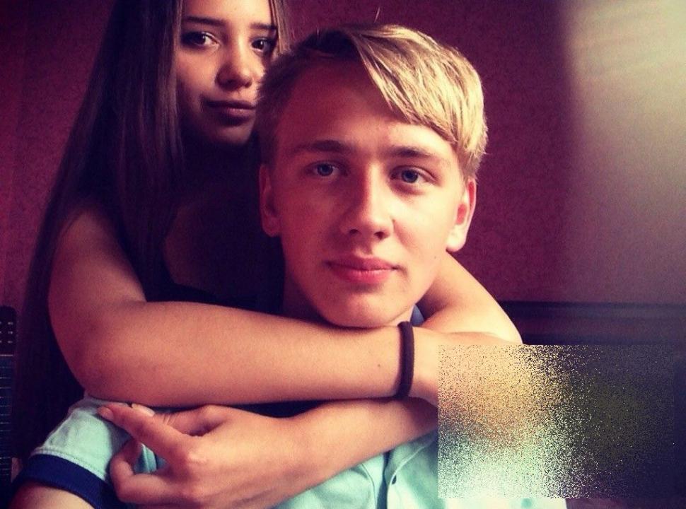 Ce i-a făcut acest tânăr iubitei sale, după ce fata i-a spus că vrea să îl PĂRĂSEASCĂ. Un oraş întreg este şocat 292030