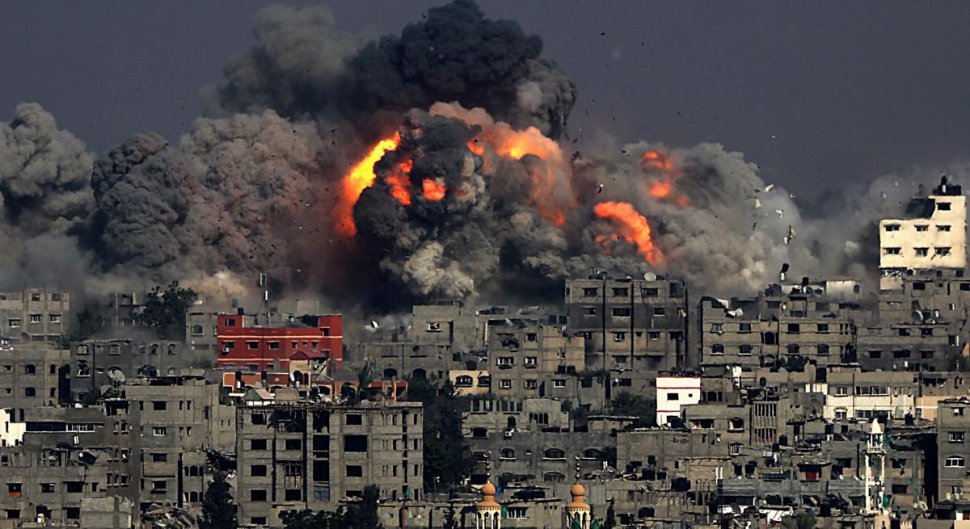 Israelul a atacat fără discriminare ţinte civile şi militare în timpul conflictului din Gaza