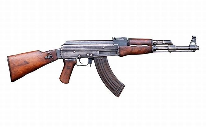 Simbolul armatei ruse devine brand american? O companie din SUA va produce arme Kalashnikov (VIDEO)