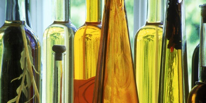 Trucuri prin care identifici uleiul de măsline fals