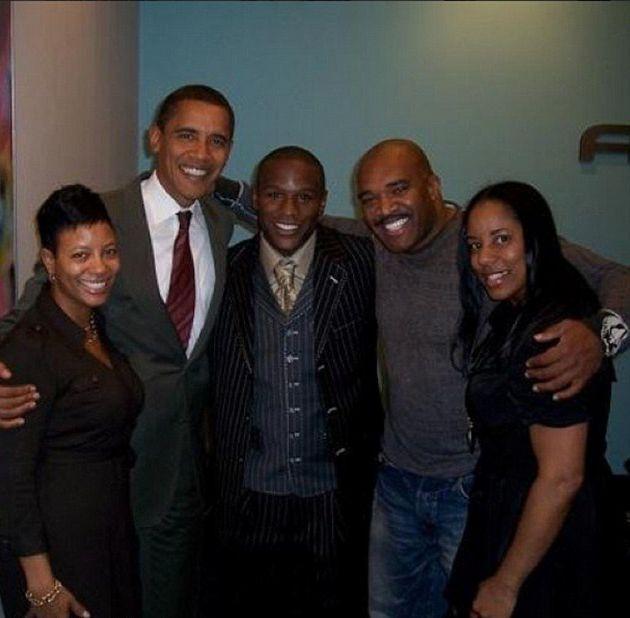 Cine era în pat lângă acest morman de bani: "Asta e viaţa pe care o duc zi de zi" 292189