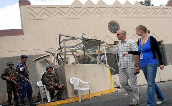 SUA îşi retrag personalul diplomatic din Yemen, dar păstrează ambasada de la Sanaa deschisă