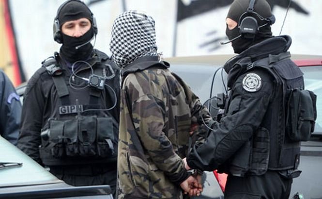 Poliţiştii francezi au destructurat o celulă jihadistă din sudul ţării