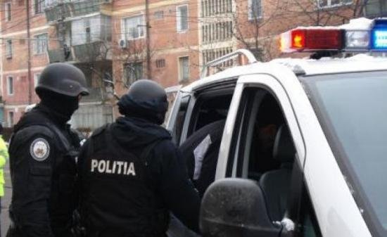 Descinderi la hoţii de metale scumpe. O grupare infracţională de români a creat un prejudiciu de peste un milion de euro