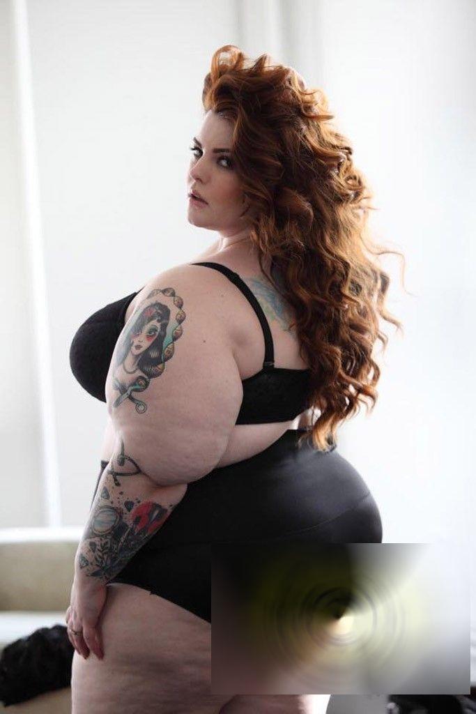 Cum arată această frumuseţe de la gât în jos: "Sunt PRIMA care a reuşit să facă asta" 292980