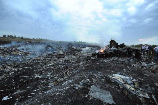 Zborul MH17: O echipă de militari olandezi se află în Ucraina pentru recuperarea unor noi fragmente umane 