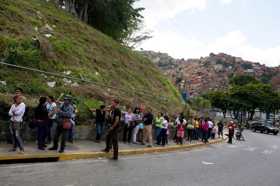 Un pachet de prezervative costă 755 DE DOLARI în Venezuela