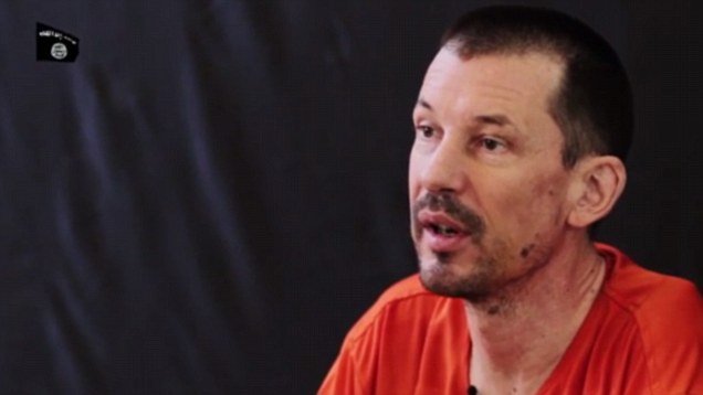 Statul Islamic publică &quot;ultima înregistrare&quot;. Jurnalistul britanic John Cantlie, filmat de terorişti