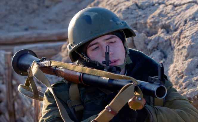 Trupele ruse efectuează manevre militare într-un poligon nefolosit din perioada sovietică