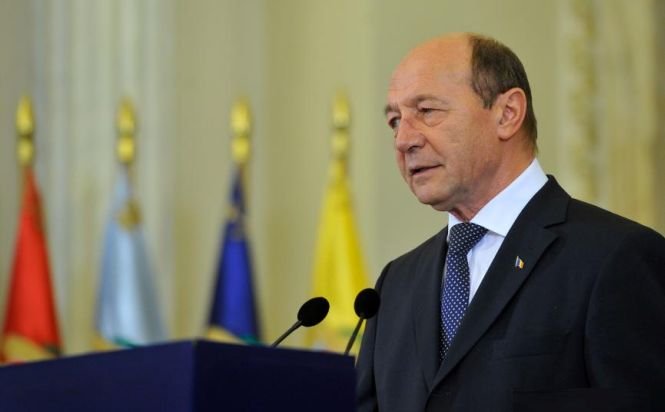 Cum au pus mâna Băsescu şi Macovei pe secretele murdare ale judecătorilor şi cum le-au folosit
